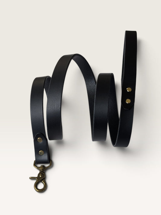 Full Grain Leather Dog Leash – 5 ft - Black with Antique brass