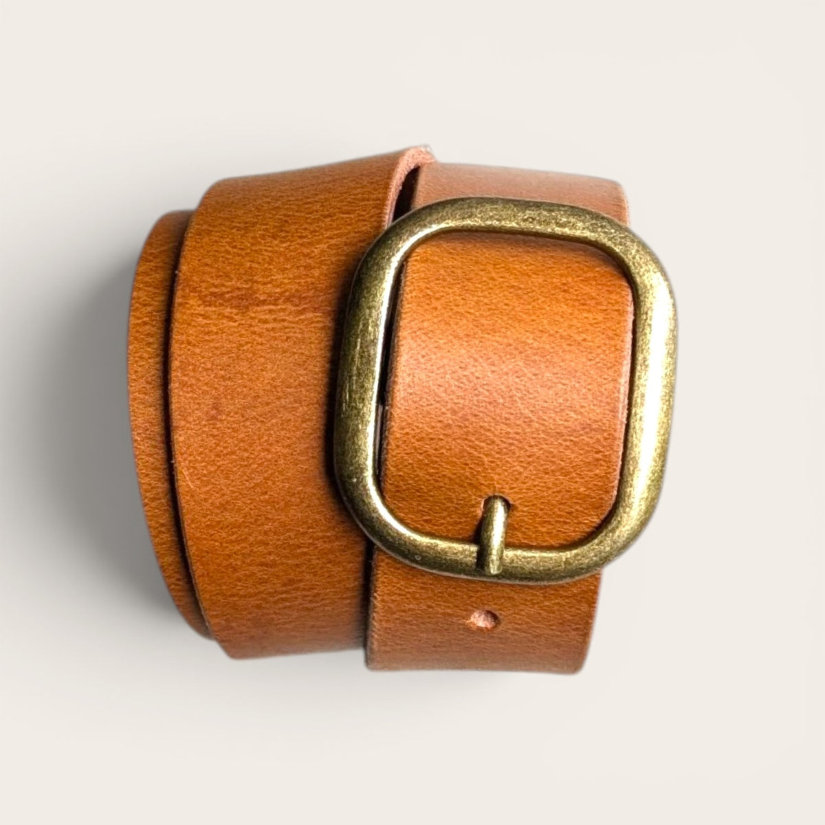 Oval Buckle Belt - Black with Antique Brass